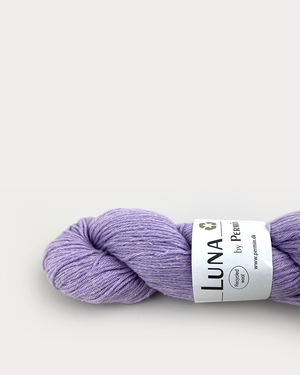 17 Lyselilla